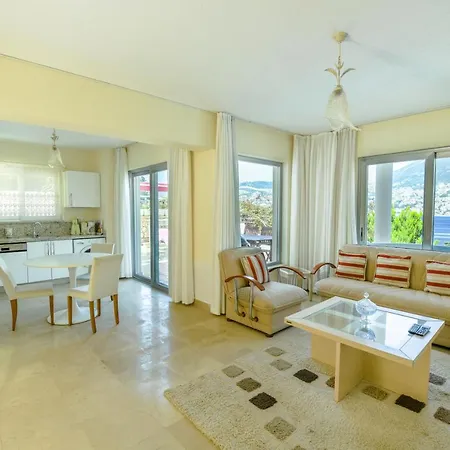 Deniz Ve Doga Manzarali - B 0702 Villa *