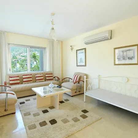 Villa Deniz Ve Doga Manzarali - B 0702 *