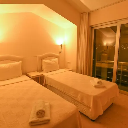 Deniz Ve Doga Manzarali - B 0702 Villa Kaş