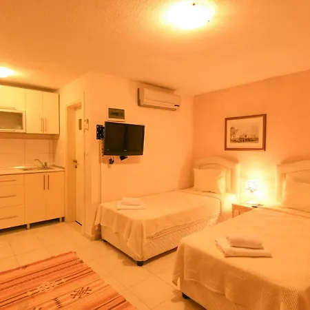 Deniz Ve Doga Manzarali - B 0702 Villa Kaş